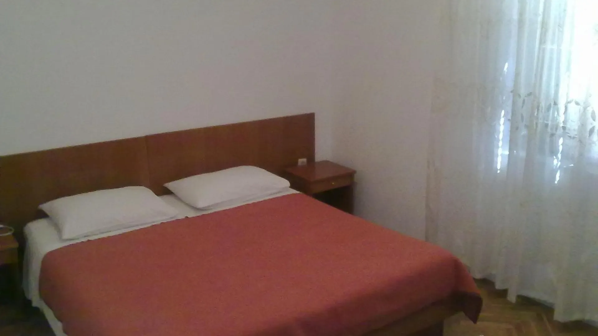アパート Apartmani Ždrelac クロアチア