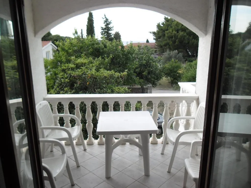 Apartmani Ždrelac アパート