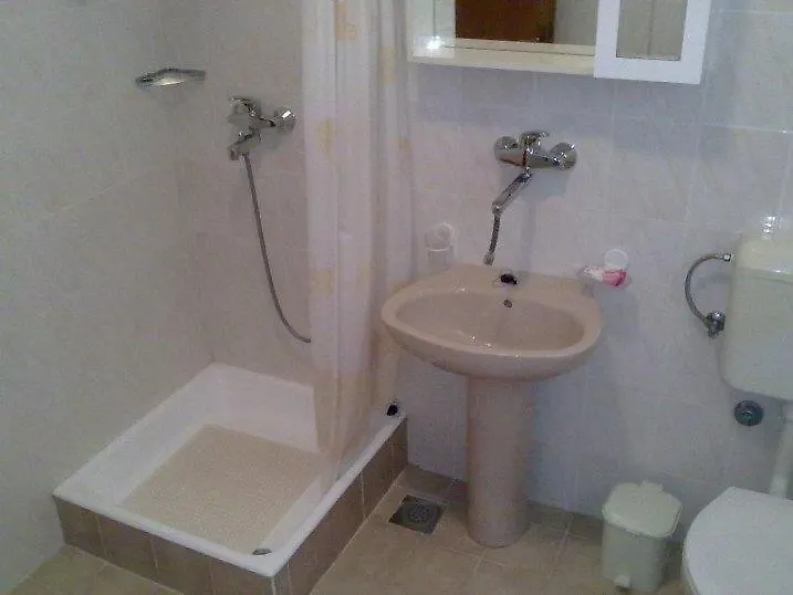 Apartmani Ždrelac 0*,