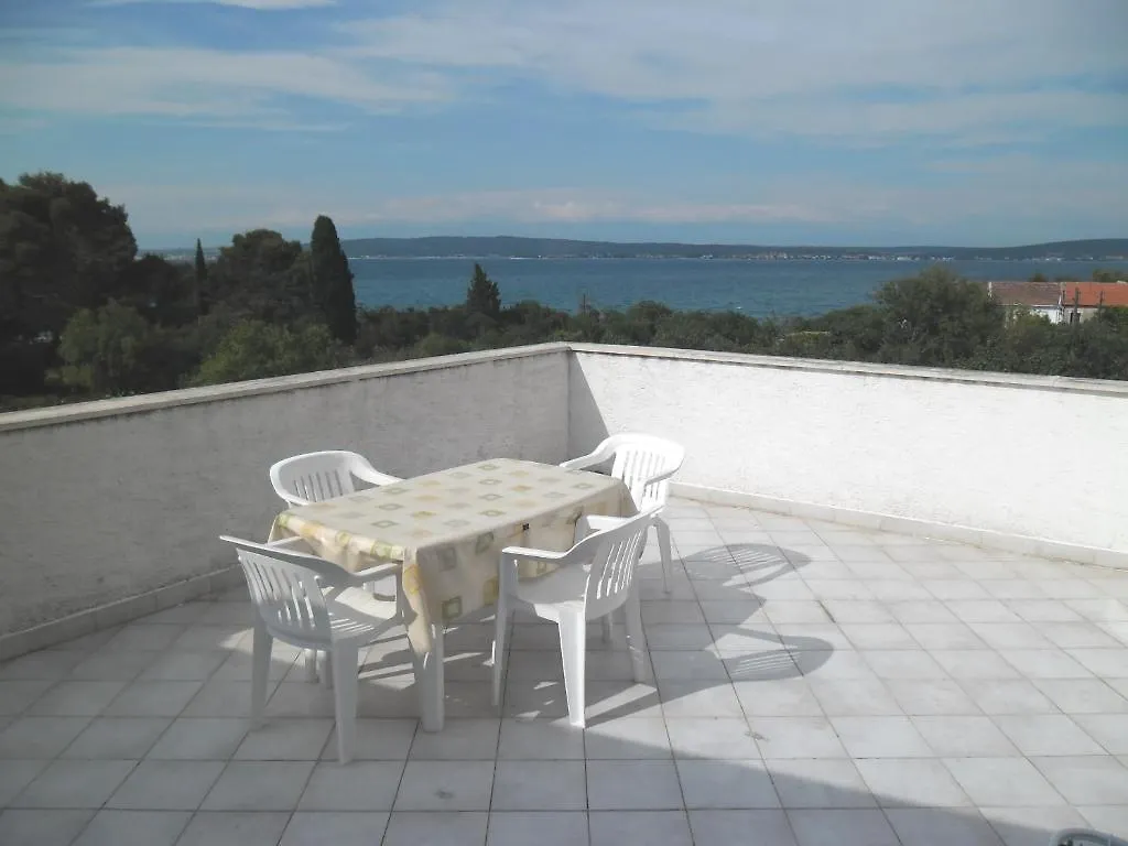 Apartmani Ždrelac 0*,